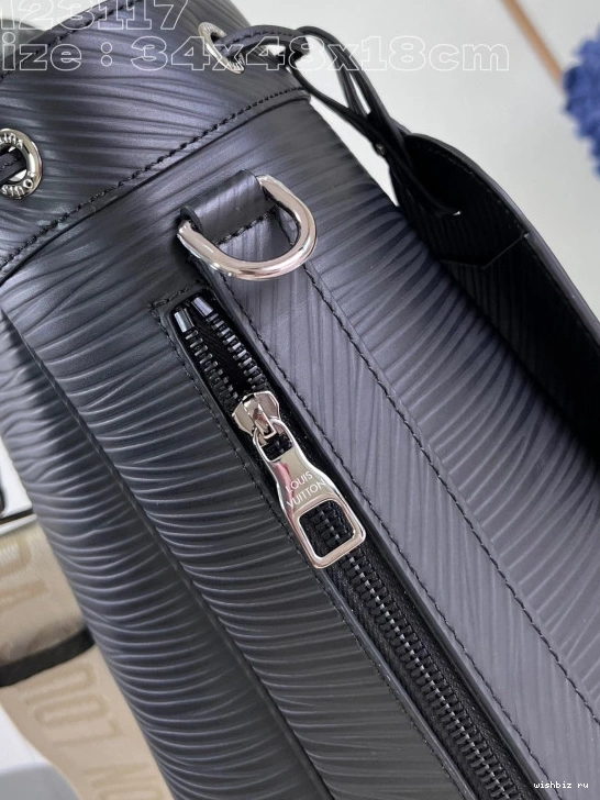 WIS VUITTON Maxi Sling LOUIS Noé 1031